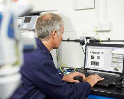 Lasertrace : logiciel de pilotage des machines de traçabilité Gravograph